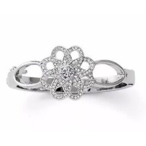 NWT Lia Sophia " Garden Soiree" Silver Cut Crystal Bracelet